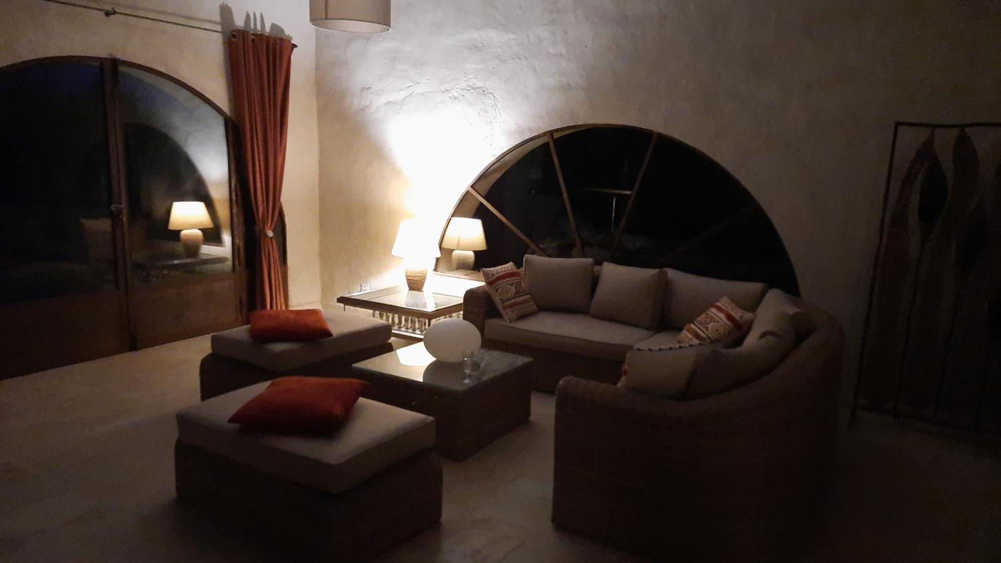 Domaine Des Francobelges - Appartements Lauris Exterior foto